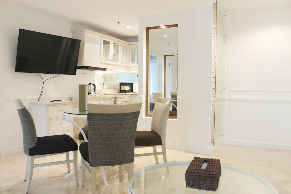Vivere Hotel And Resorts Muntinlupa City Dış mekan fotoğraf
