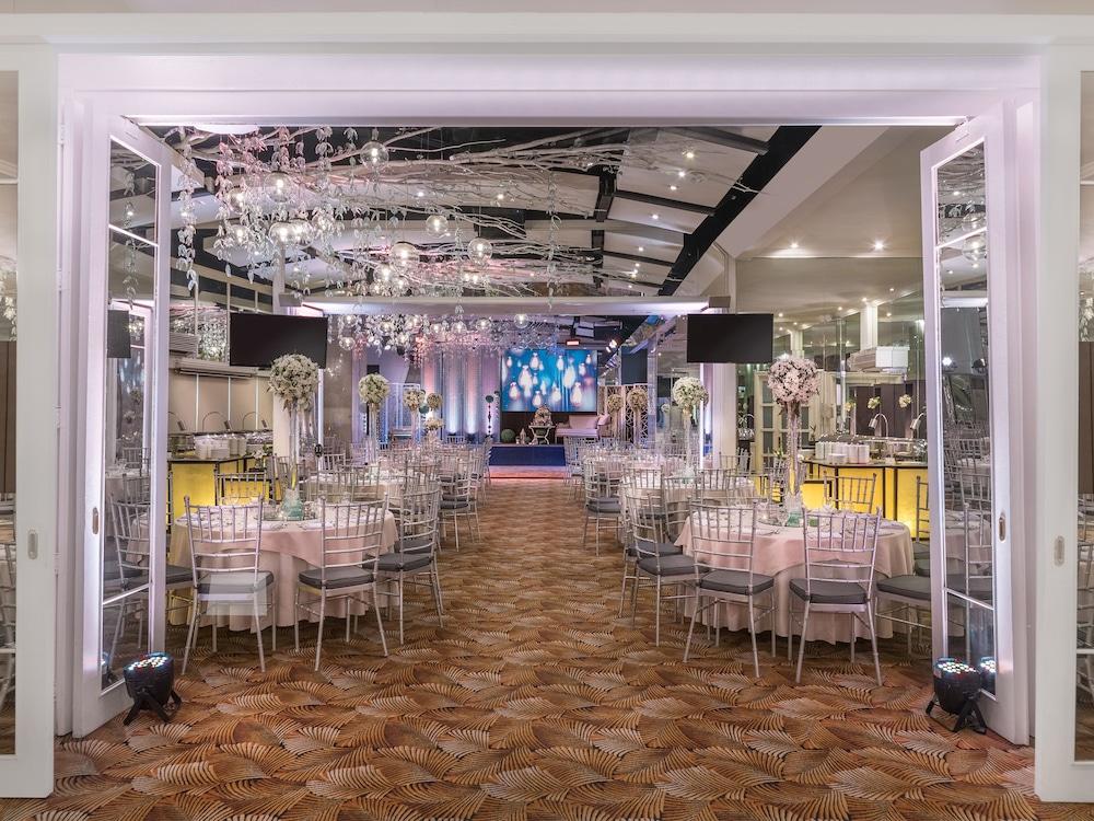 Vivere Hotel And Resorts Muntinlupa City Dış mekan fotoğraf