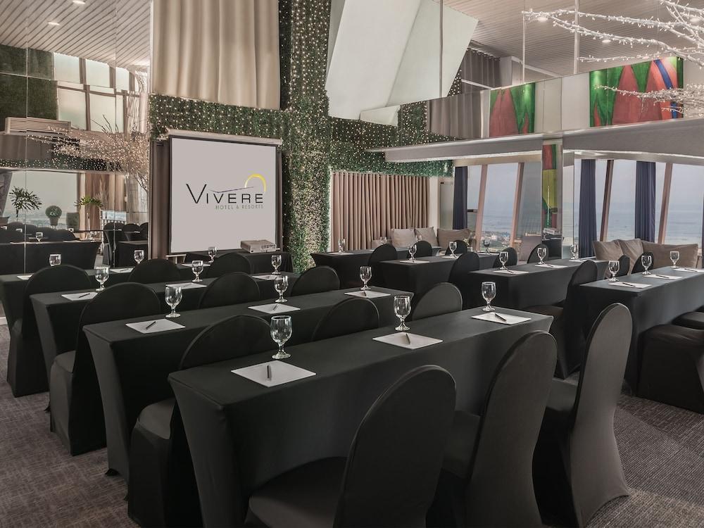 Vivere Hotel And Resorts Muntinlupa City Dış mekan fotoğraf
