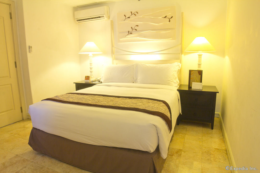 Vivere Hotel And Resorts Muntinlupa City Dış mekan fotoğraf